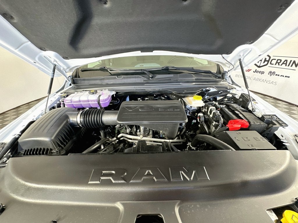 2026 RAM Ram 1500 RAM 1500 EXPRESS CREW CAB 4X4 5'7' BOX