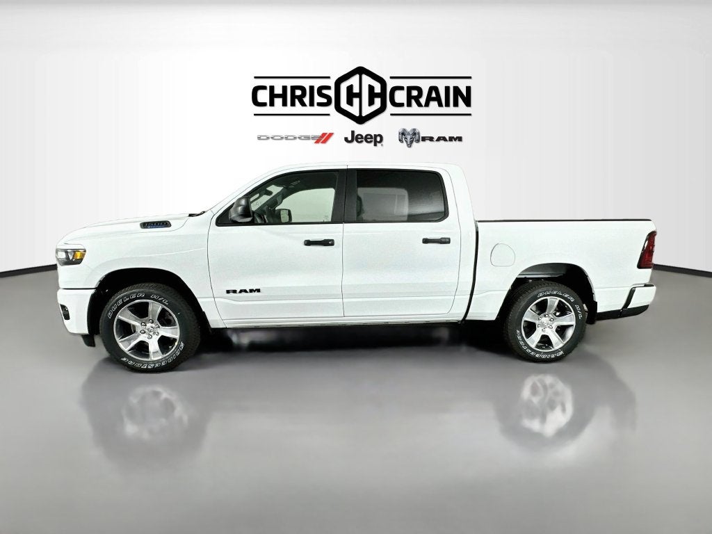 2026 RAM Ram 1500 RAM 1500 EXPRESS CREW CAB 4X4 5'7' BOX