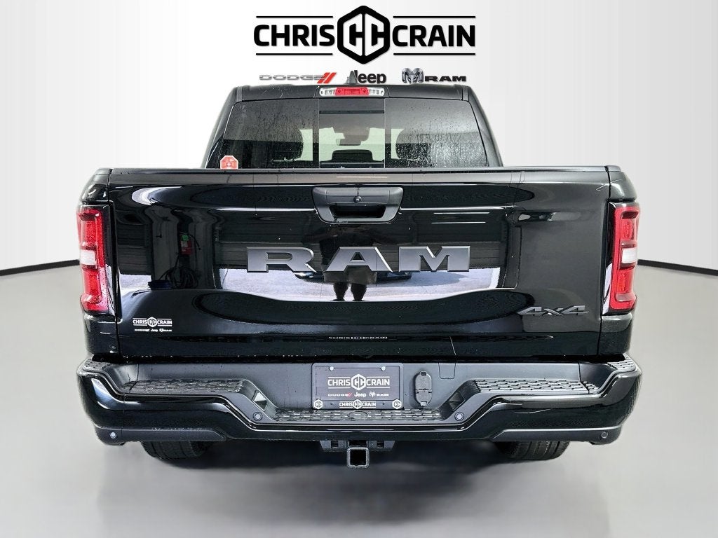 2027 RAM Ram 1500 RAM 1500 EXPRESS CREW CAB 4X4 5'7' BOX