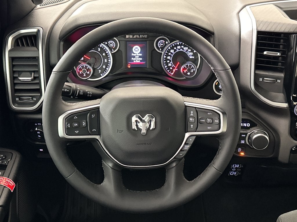 2027 RAM Ram 1500 RAM 1500 BIG HORN CREW CAB 4X4 5'7' BOX