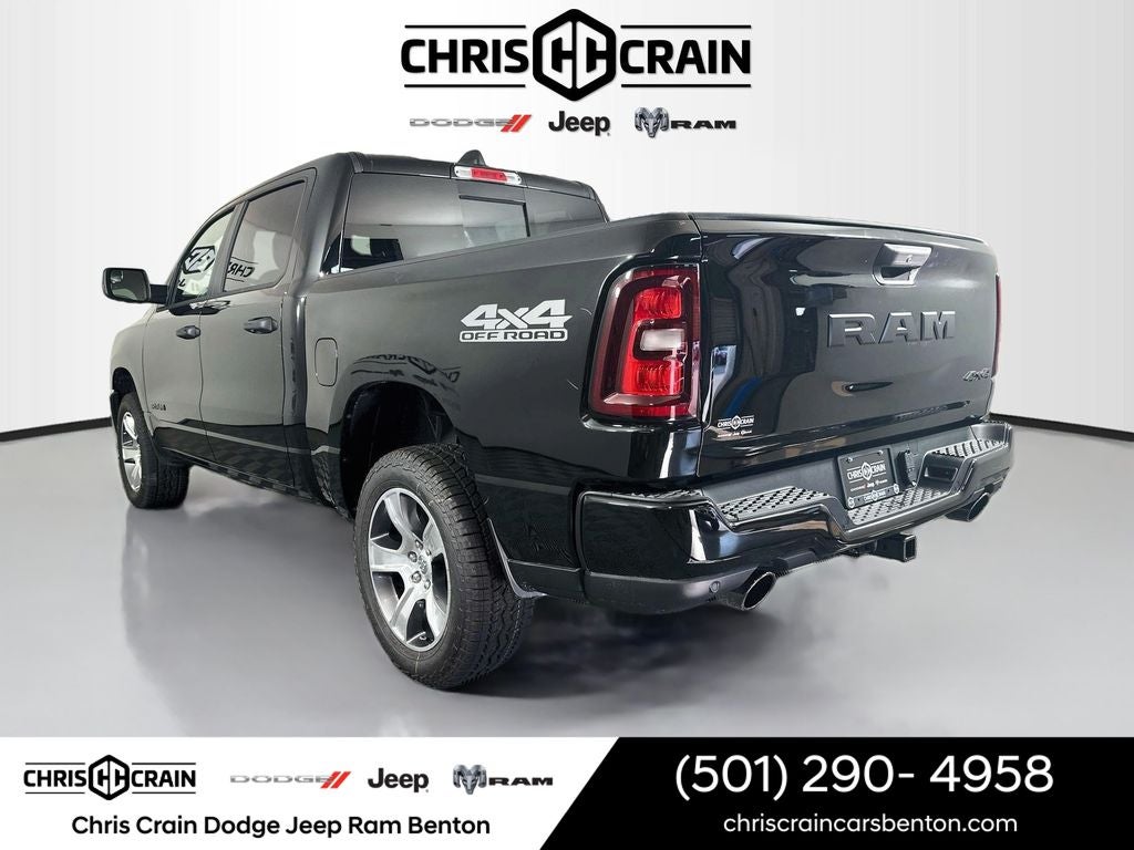 2026 RAM 1500 RAM 1500 EXPRESS CREW CAB 4X4 5'7' BOX
