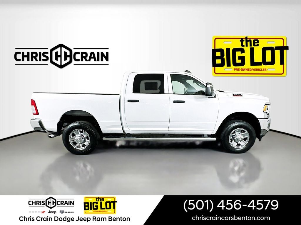 2023 RAM 2500 Tradesman Crew Cab 4x4 6'4' Box