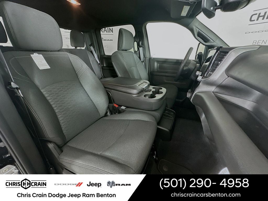2026 RAM Ram 2500 RAM 2500 BLACK EXPRESS CREW CAB 4X4 6'4' BOX