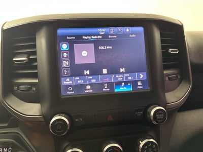 2022 RAM 2500 Tradesman Crew Cab 4x4 6'4' Box