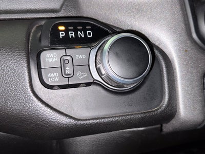 2022 RAM 2500 Tradesman Crew Cab 4x4 6'4' Box