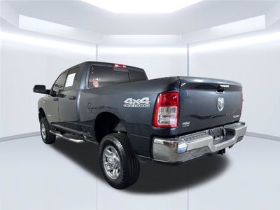 2022 RAM 2500 Tradesman Crew Cab 4x4 6'4' Box