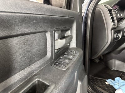 2022 RAM 2500 Tradesman Crew Cab 4x4 6'4' Box