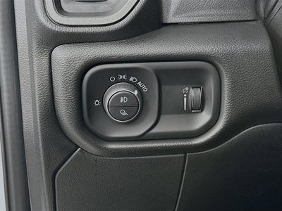 2025 RAM 2500 Tradesman Crew Cab 4x4 6'4' Box