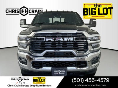 2025 RAM 2500 Tradesman Crew Cab 4x4 6'4' Box