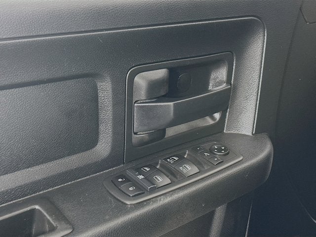 2020 RAM 2500 Tradesman Crew Cab 4X4 6'4' Box