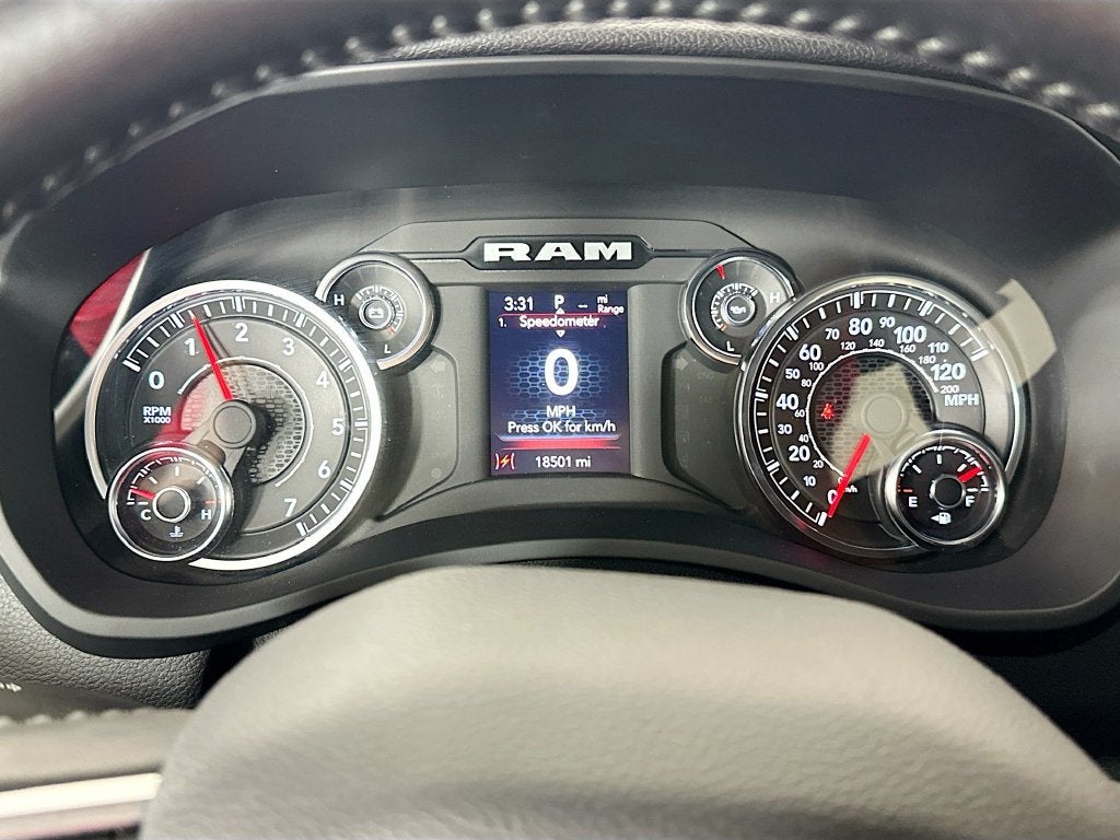 2024 RAM 2500 Big Horn Crew Cab 4x4 6'4' Box