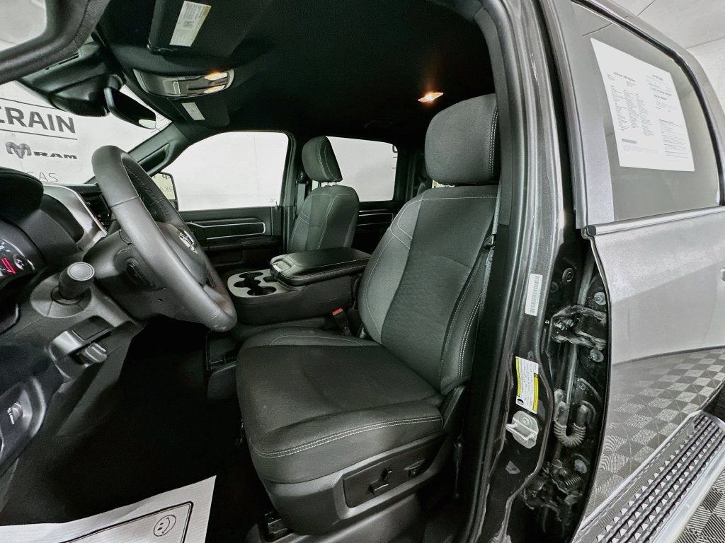 2026 RAM 2500 Big Horn Crew Cab 4x4 6'4' Box
