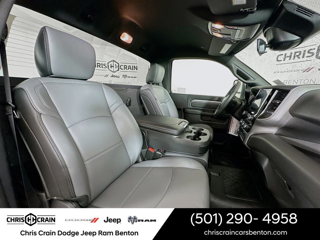 2026 RAM Ram 5500 Chassis Cab RAM 5500 TRADESMAN CHASSIS REGULAR CAB 4X4 84' CA