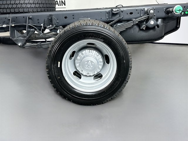 2026 RAM Ram 5500 Chassis Cab RAM 5500 TRADESMAN CHASSIS REGULAR CAB 4X4 84' CA
