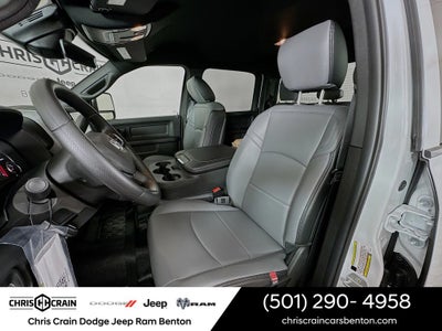 2026 RAM Ram 5500 Chassis Cab RAM 5500 TRADESMAN CHASSIS CREW CAB 4X4 84' CA