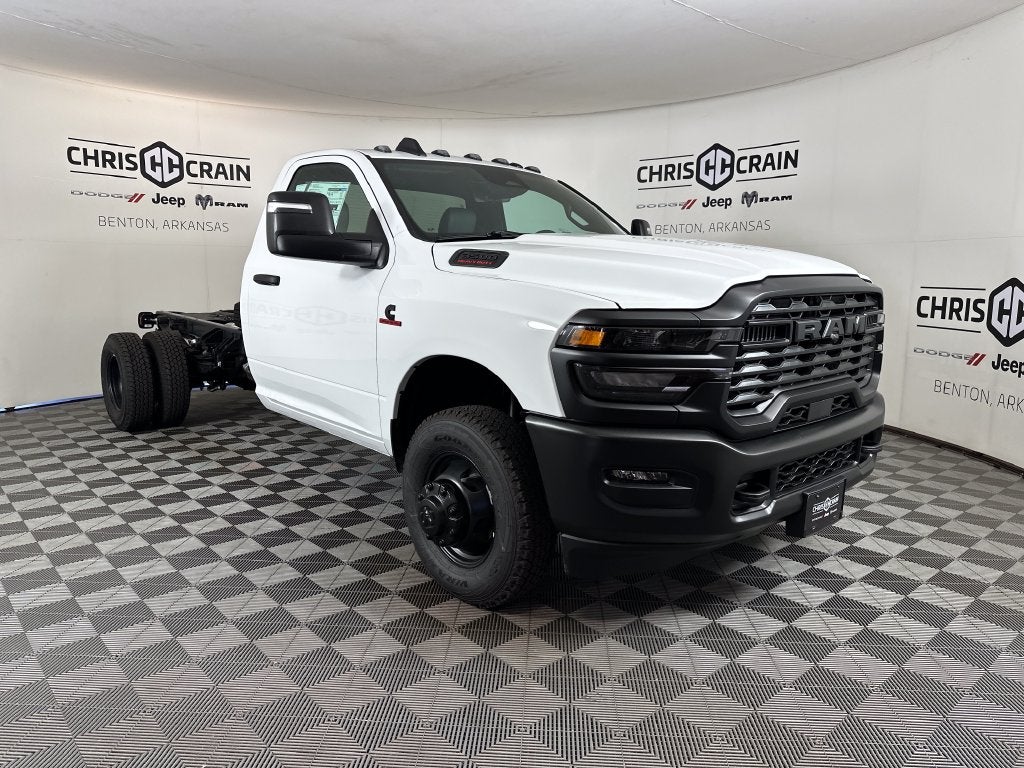 2027 RAM Ram 3500 Chassis Cab RAM 3500 TRADESMAN CHASSIS REGULAR CAB 4X4 84' CA