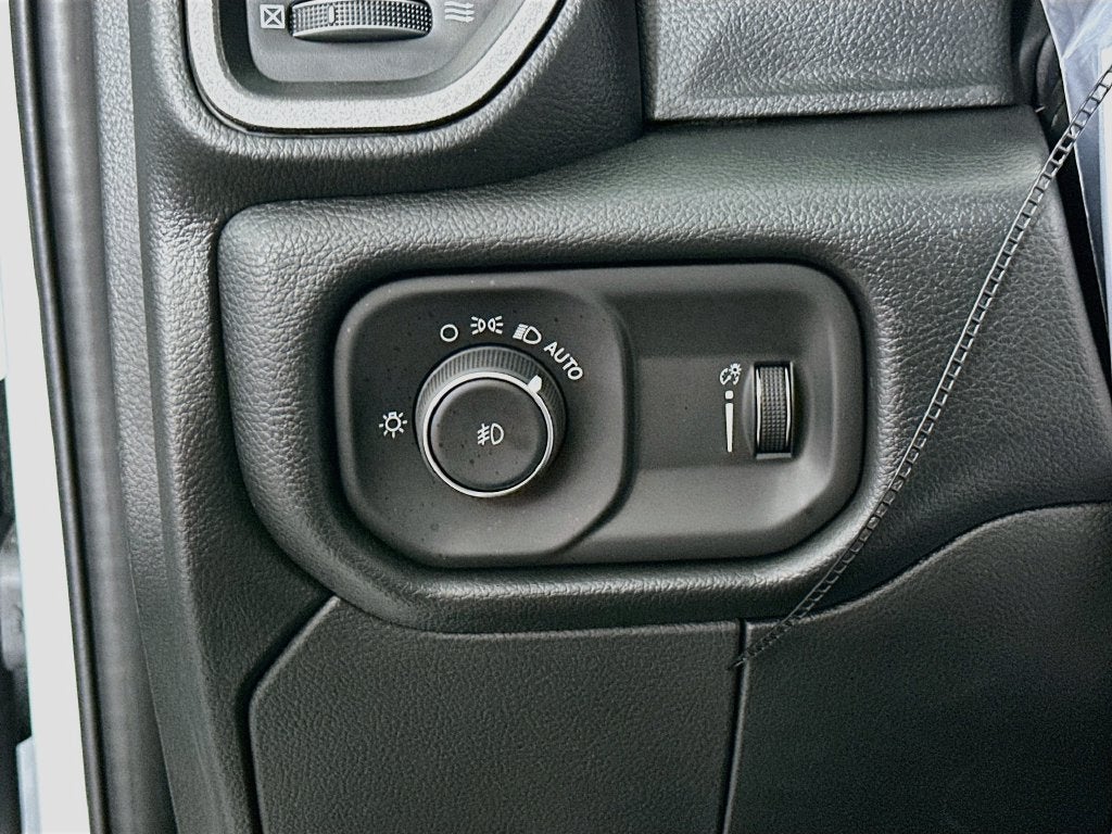 2027 RAM 3500 Chassis Cab Tradesman