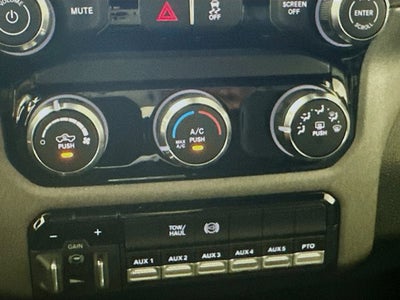 2026 RAM Ram 3500 Chassis Cab RAM 3500 TRADESMAN CREW CAB CHASSIS 4X4 60' CA