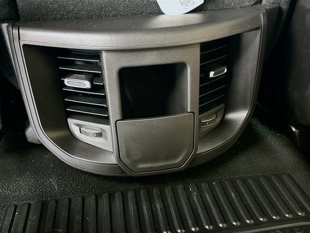 2026 RAM Ram 3500 Chassis Cab RAM 3500 TRADESMAN CREW CAB CHASSIS 4X4 60' CA