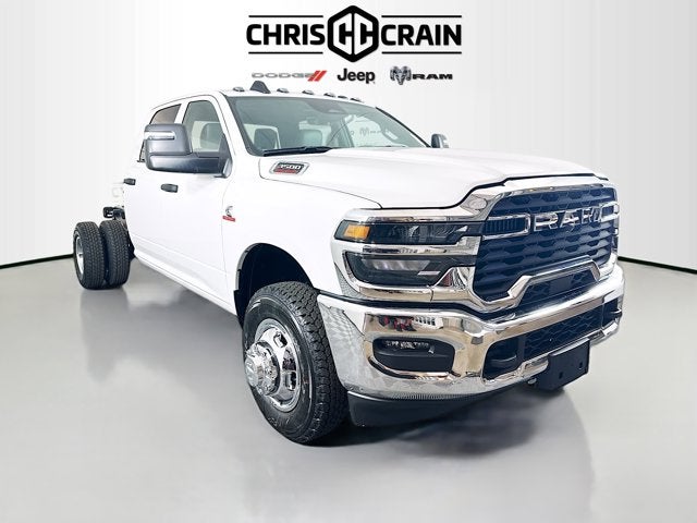 2026 RAM Ram 3500 Chassis Cab RAM 3500 TRADESMAN CREW CAB CHASSIS 4X4 60' CA