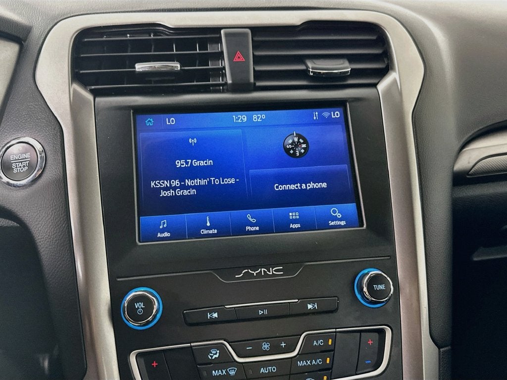 2020 Ford Fusion SE