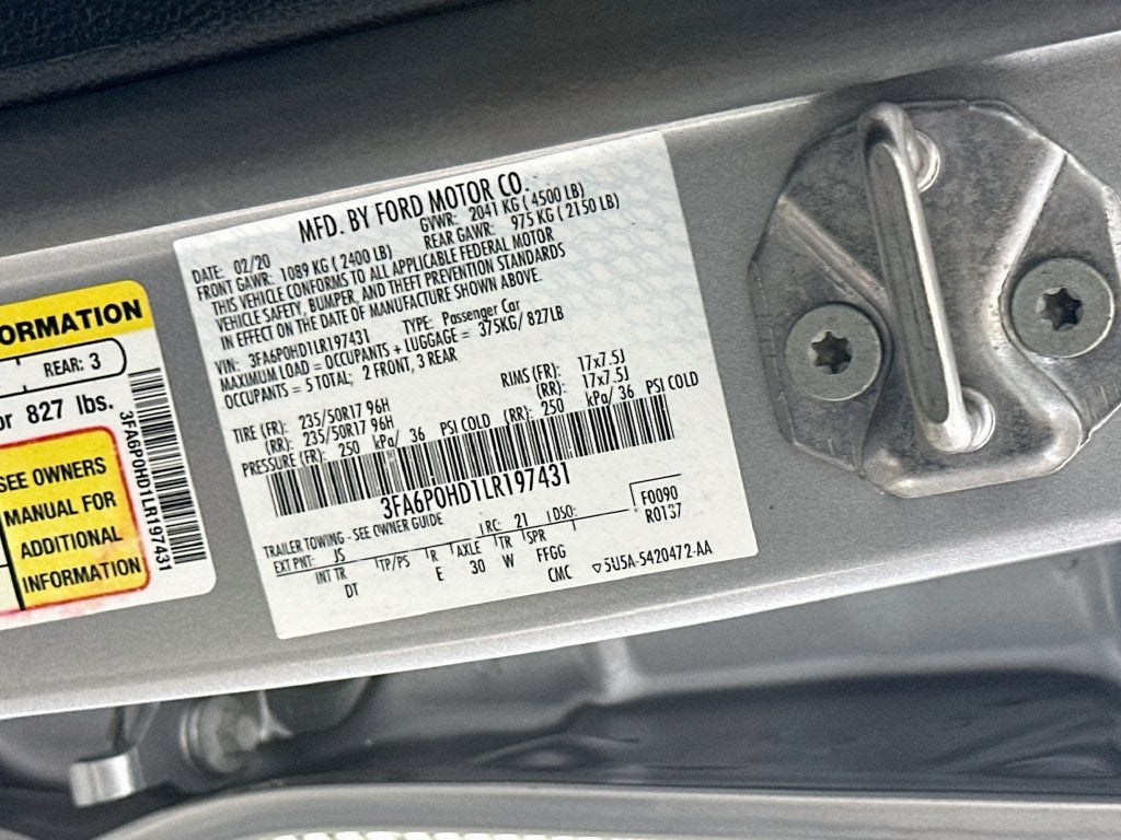 2020 Ford Fusion SE