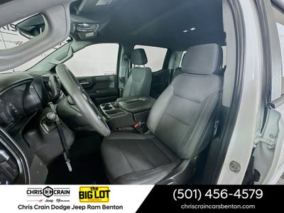 2023 Chevrolet Silverado 1500 4WD Crew Cab Standard Bed Custom