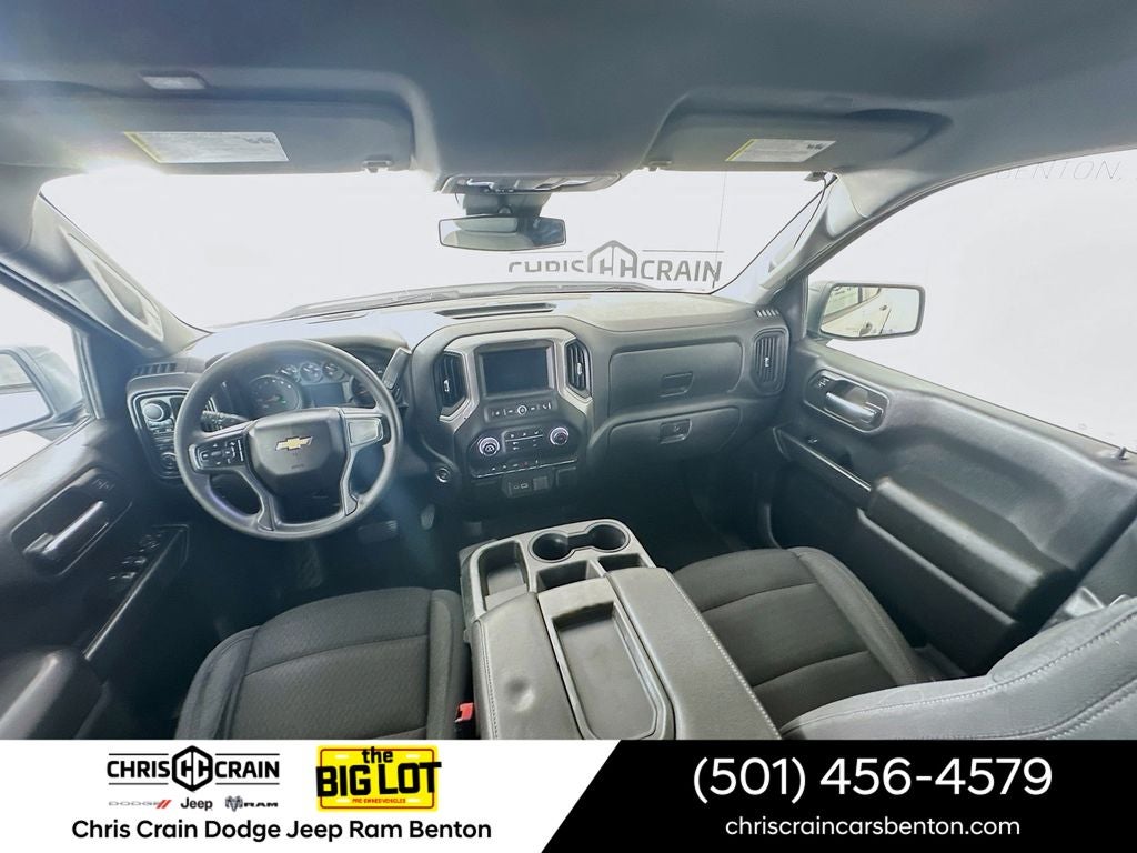 2023 Chevrolet Silverado 1500 4WD Crew Cab Standard Bed Custom