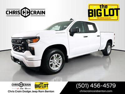 2023 Chevrolet Silverado 1500 4WD Crew Cab Standard Bed Custom