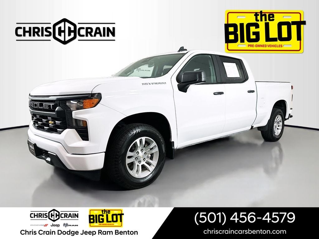 2023 Chevrolet Silverado 1500 4WD Crew Cab Standard Bed Custom