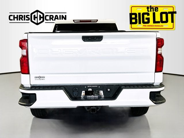 2023 Chevrolet Silverado 1500 4WD Crew Cab Standard Bed Custom