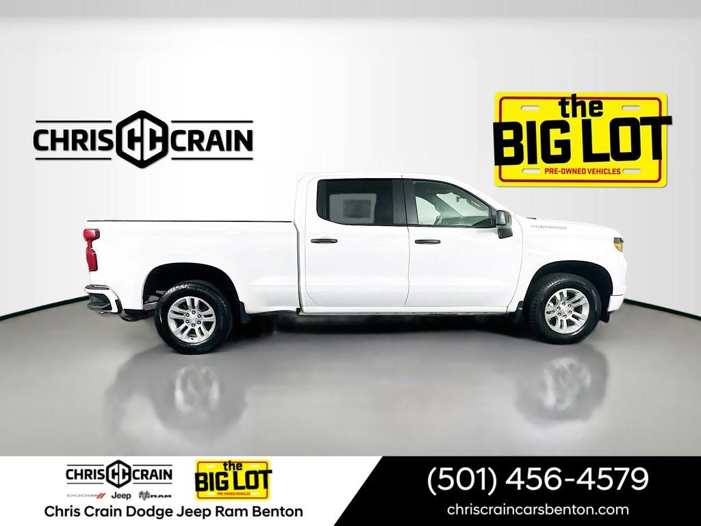 2023 Chevrolet Silverado 1500 4WD Crew Cab Standard Bed Custom