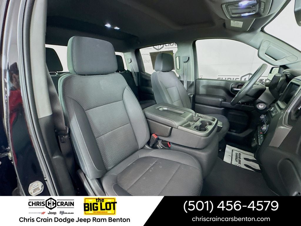 2020 Chevrolet Silverado 1500 2WD Crew Cab Short Bed Custom