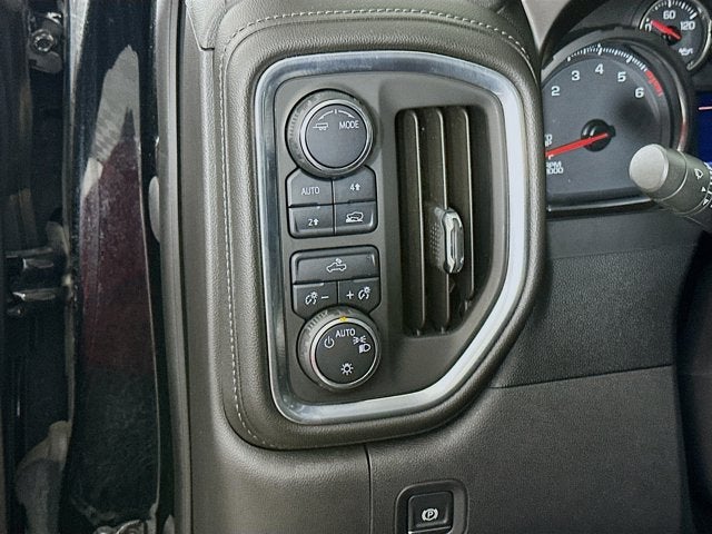 2020 Chevrolet Silverado 1500 4WD Crew Cab Short Bed LT