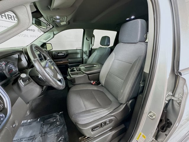 2020 Chevrolet Silverado 1500 4WD Crew Cab Short Bed LT