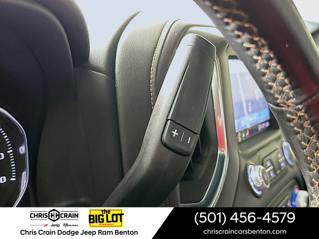 2022 GMC Sierra 1500 Limited 4WD Crew Cab Short Box AT4