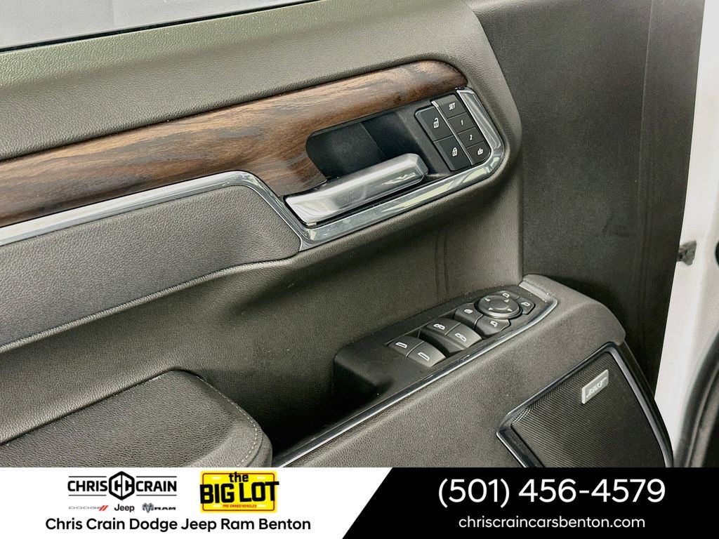 2025 GMC Sierra 1500 4WD Crew Cab Short Box SLT