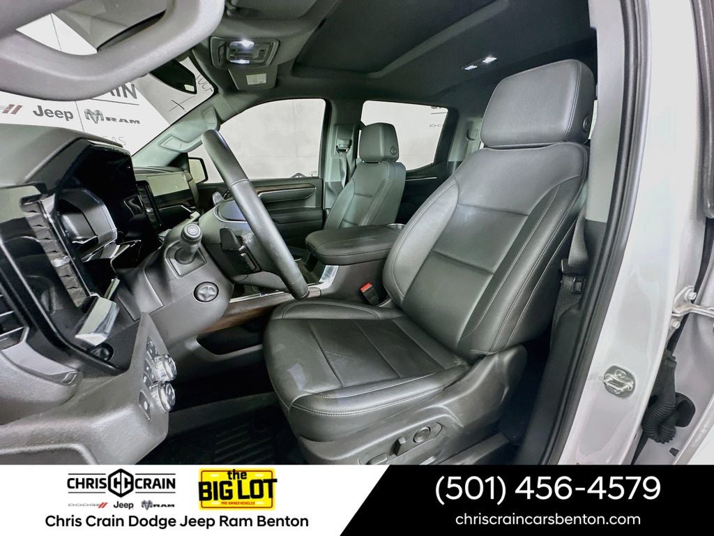 2025 GMC Sierra 1500 4WD Crew Cab Short Box SLT