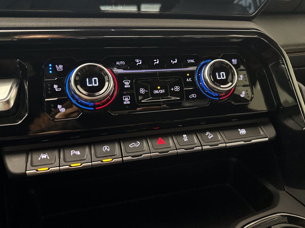 2023 GMC Sierra 1500 4WD Crew Cab Short Box AT4