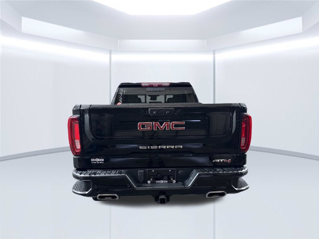2023 GMC Sierra 1500 4WD Crew Cab Short Box AT4