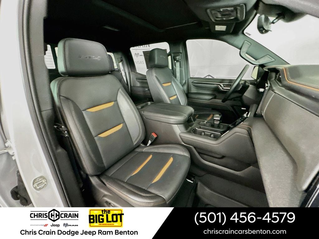 2024 GMC Sierra 1500 4WD Crew Cab Short Box AT4