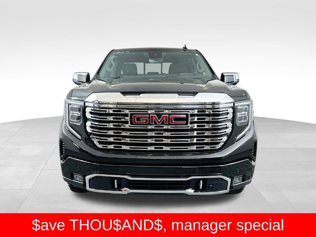 2023 GMC Sierra 1500 4WD Crew Cab Short Box Denali