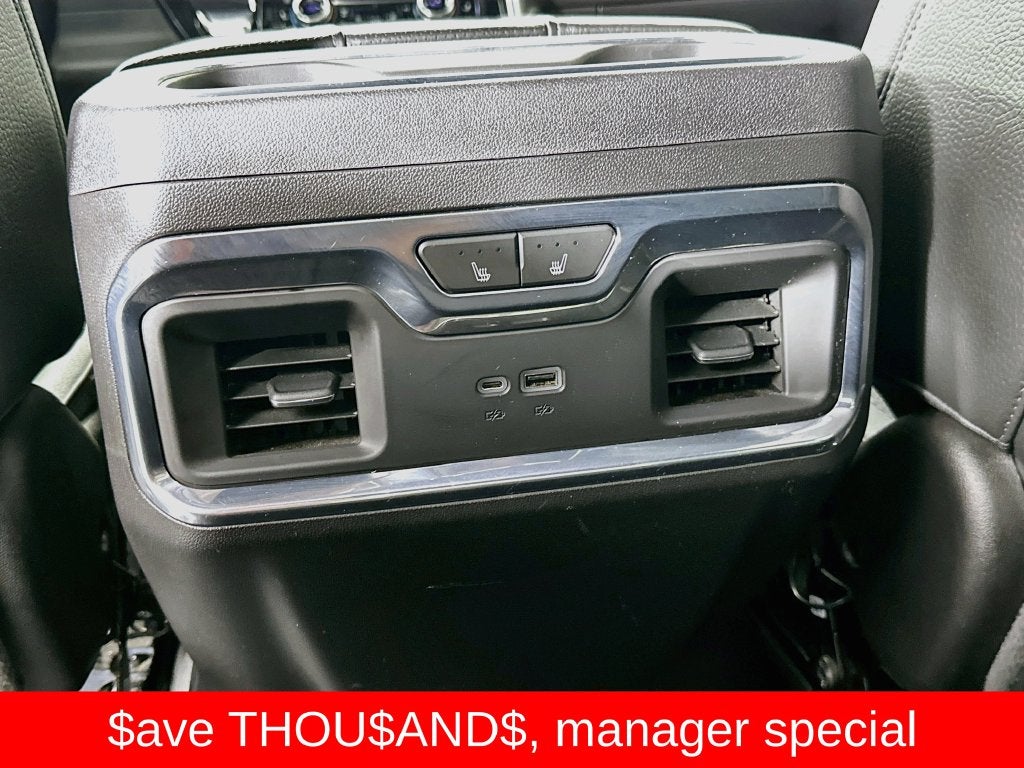 2023 GMC Sierra 1500 4WD Crew Cab Short Box Denali