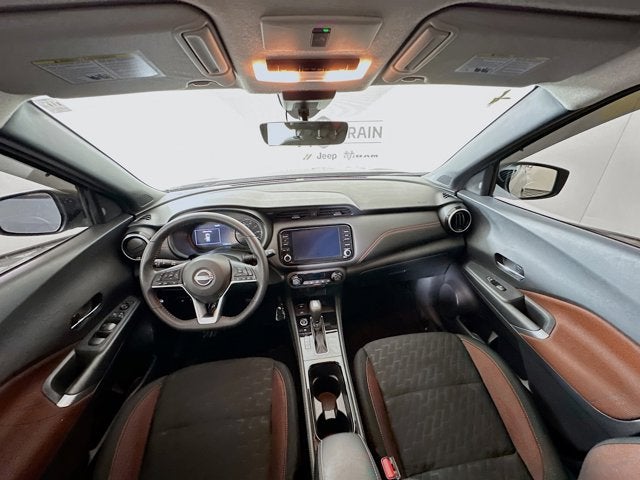 2024 Nissan Kicks SR Xtronic CVT