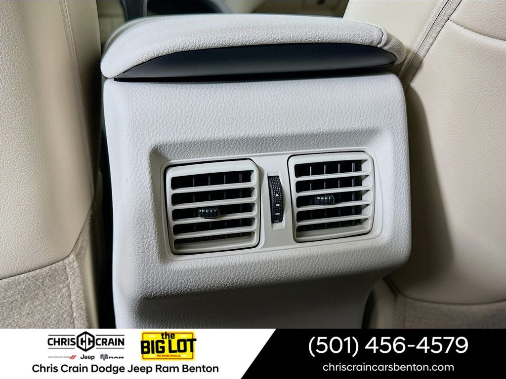 2020 Toyota Camry XLE V6