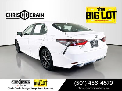 2024 Toyota Camry SE