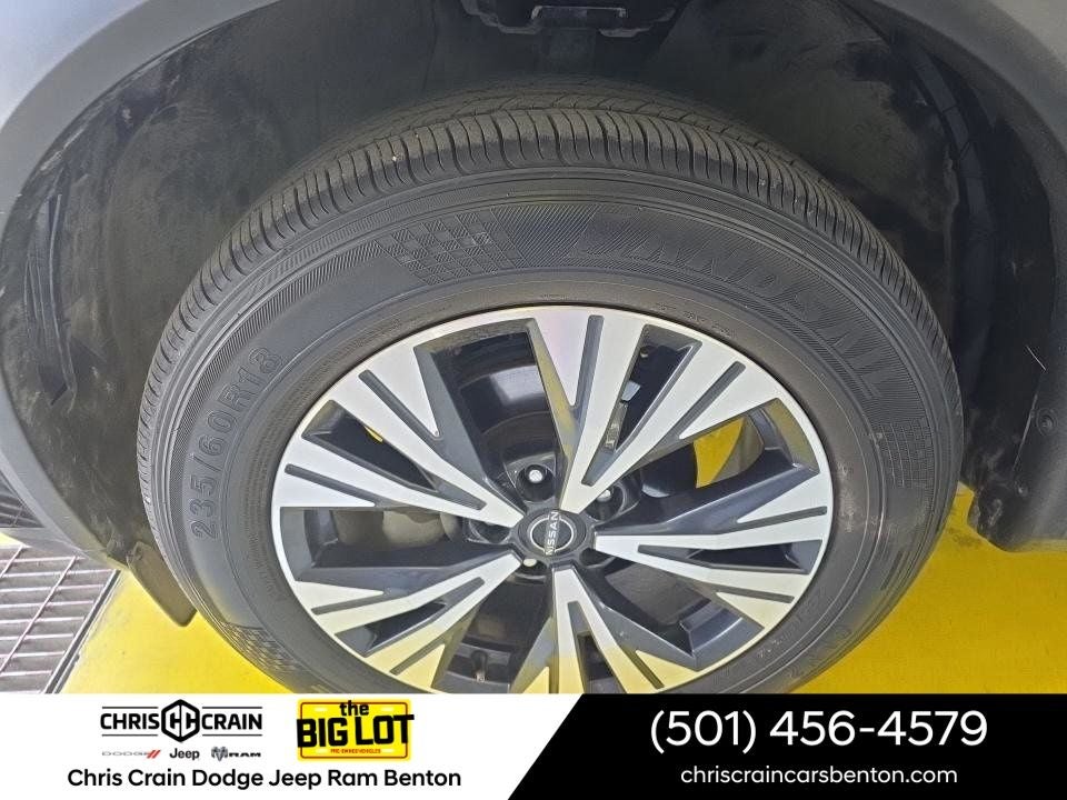 2023 Nissan Rogue SV FWD