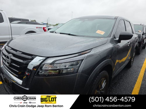 2024 Nissan Pathfinder S FWD