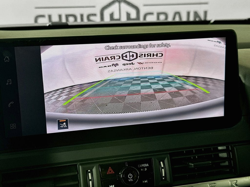 2026 Nissan Pathfinder S