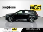 2025 Nissan Pathfinder SV FWD